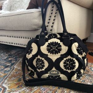 Petunia Pickle Bottom Cake Diaper Bag